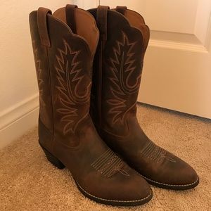 Women’s Ariat Heritage R Toe Western Boots